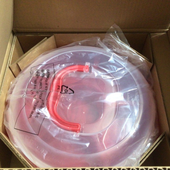 Lock n Lock Red Chip n Dip/ Veg Dip Slotted Bowl w Handle New in Original Box - Picture 4 of 9